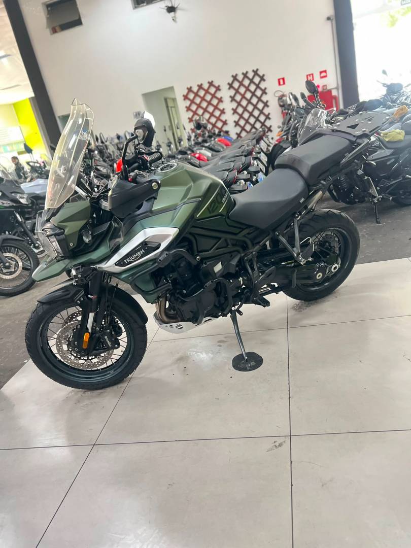 TRIUMPH TIGER 1200 XCX