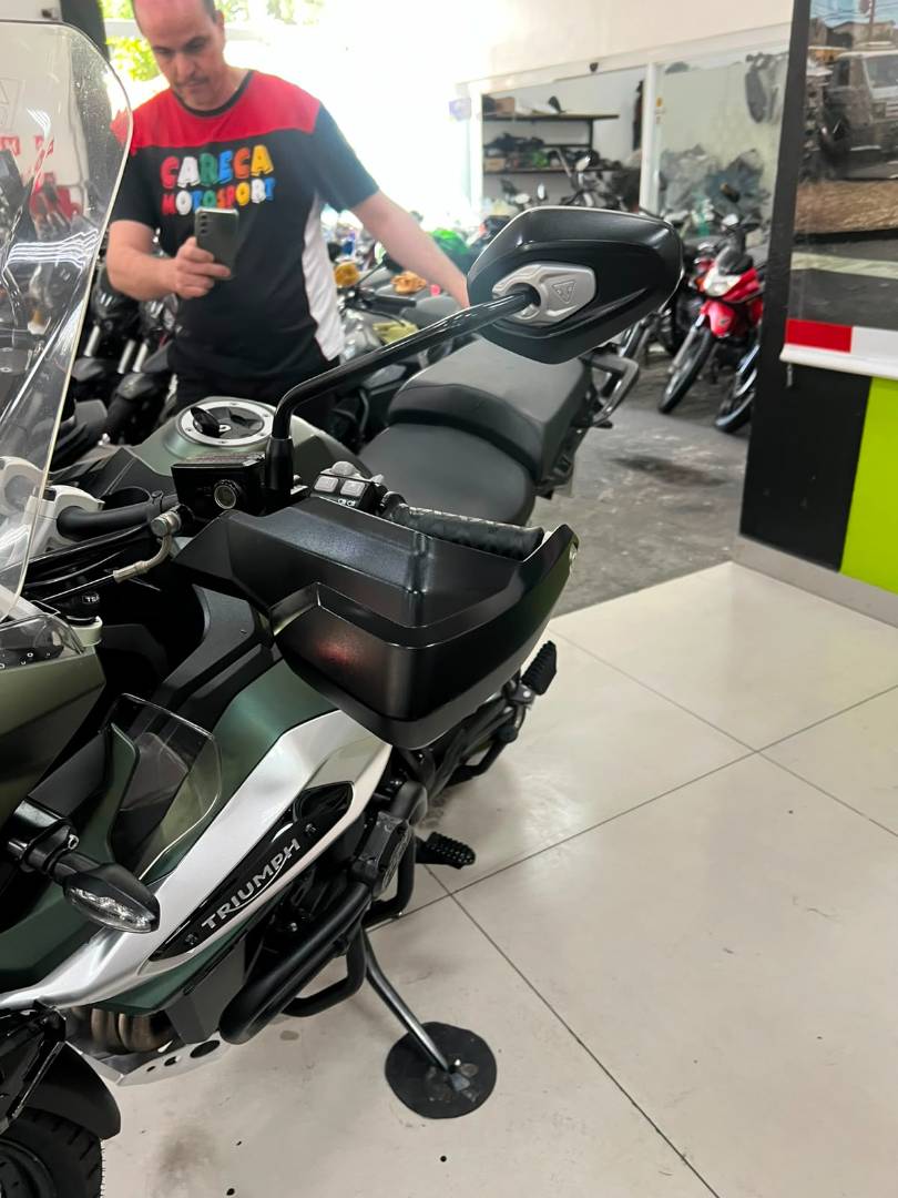 TRIUMPH TIGER 1200 XCX
