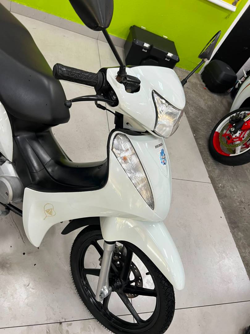 HONDA BIZ 125 EX