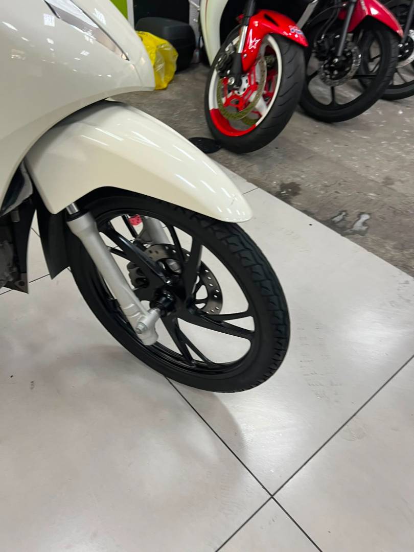 HONDA BIZ 125 EX