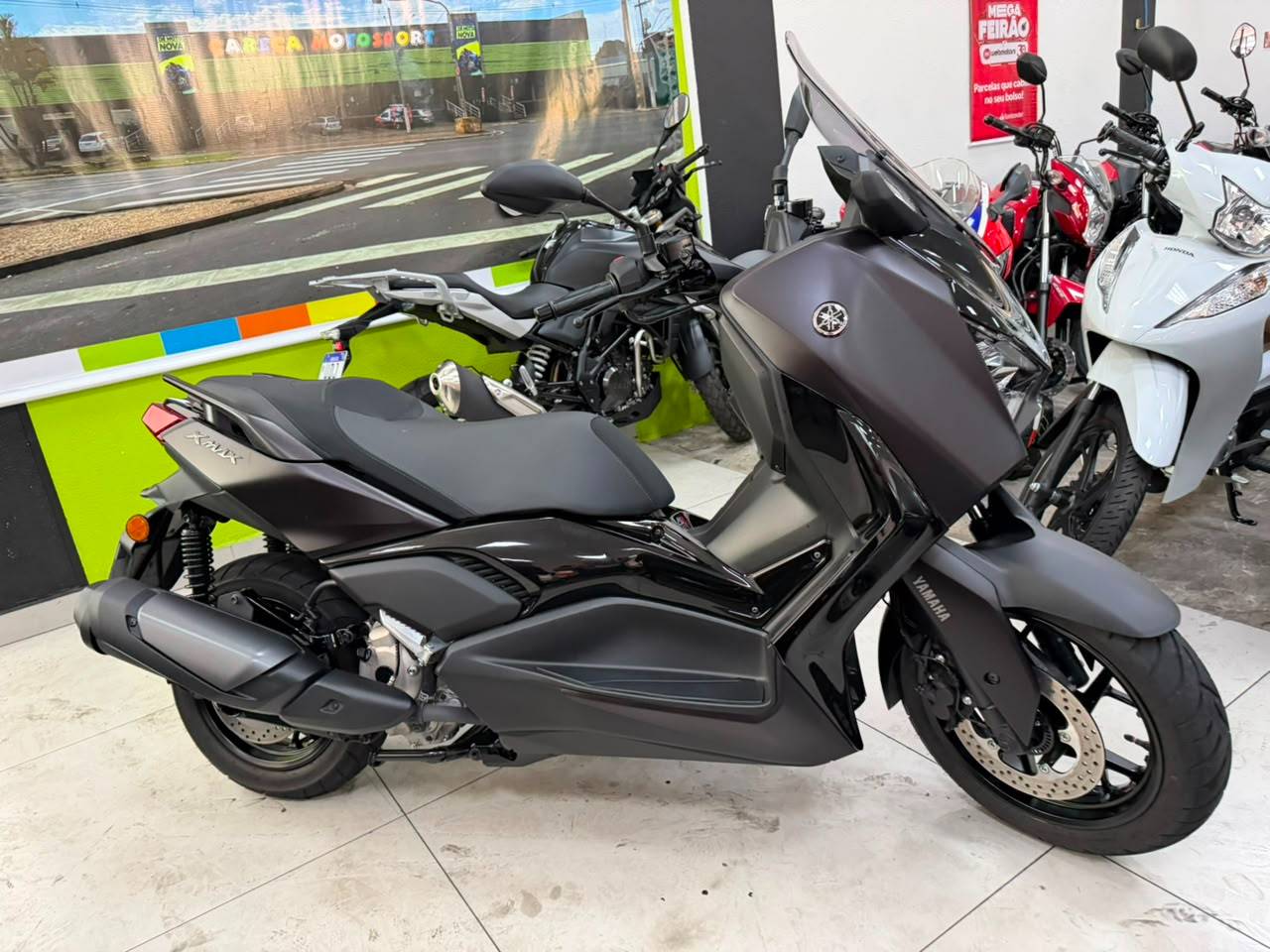 YAMAHA XMAX 300 CONNECTED ABS