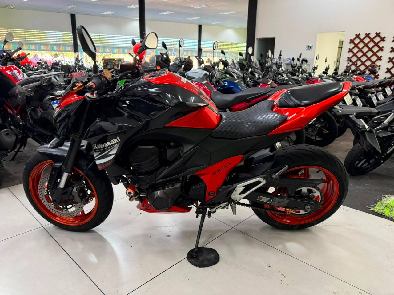 KAWASAKI Z800