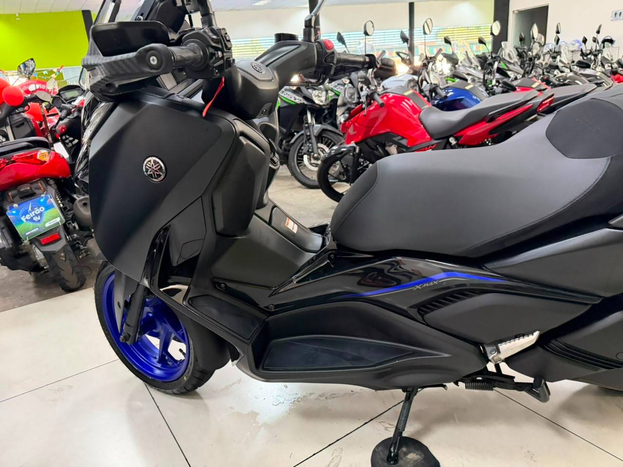 YAMAHA XMAX 300 CONNECTED ABS