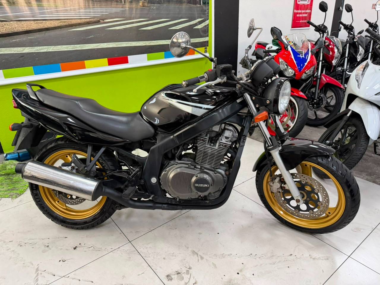 SUZUKI GS 500E