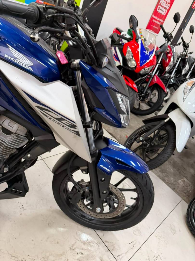 HONDA CB 300F TWISTER CBS