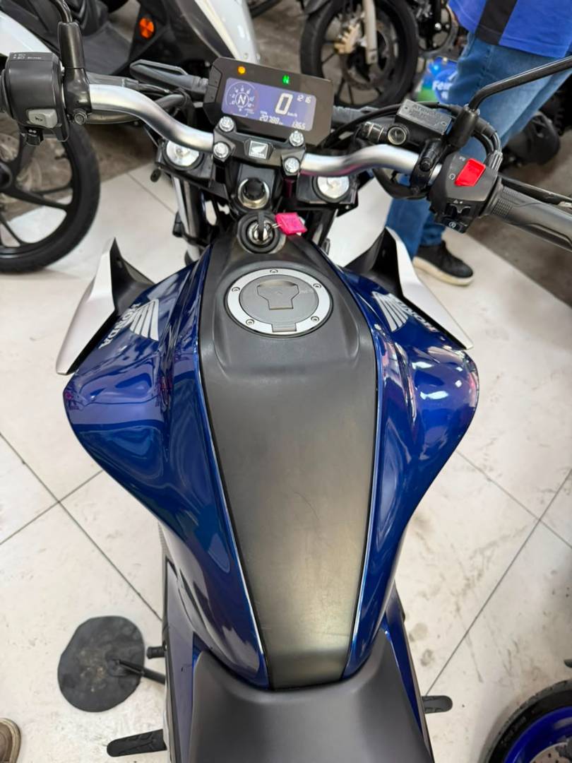 HONDA CB 300F TWISTER CBS