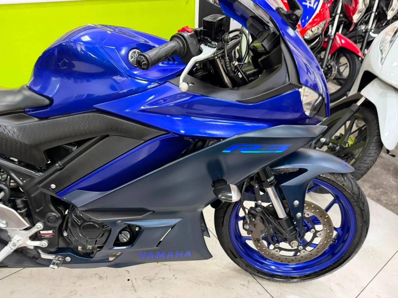 YAMAHA YZF R3 ABS