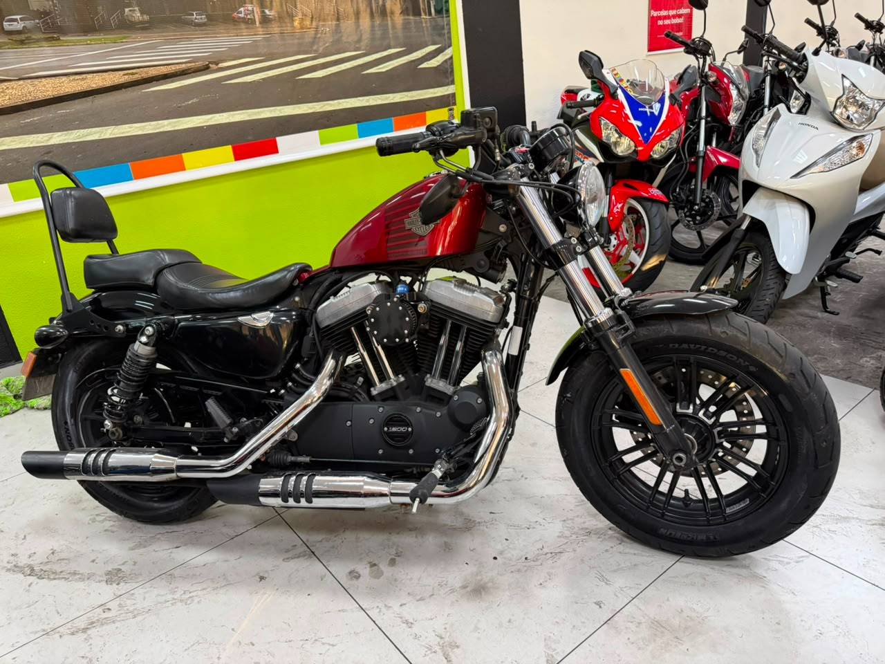 HARLEY-DAVIDSON SPORTSTER FORTY-EIGHT