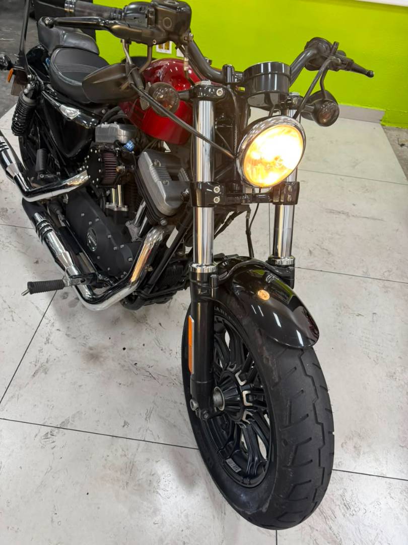 HARLEY-DAVIDSON SPORTSTER FORTY-EIGHT