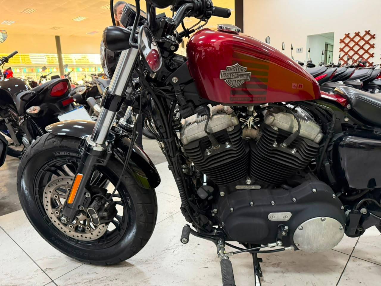 HARLEY-DAVIDSON SPORTSTER FORTY-EIGHT