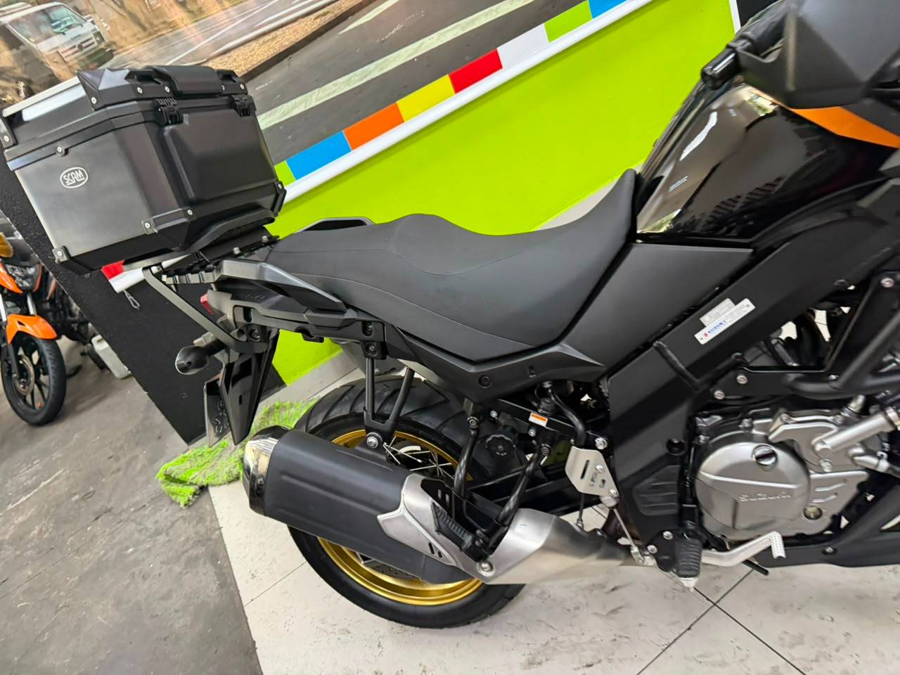 SUZUKI SUZUKI DL 650 XT V-STROM