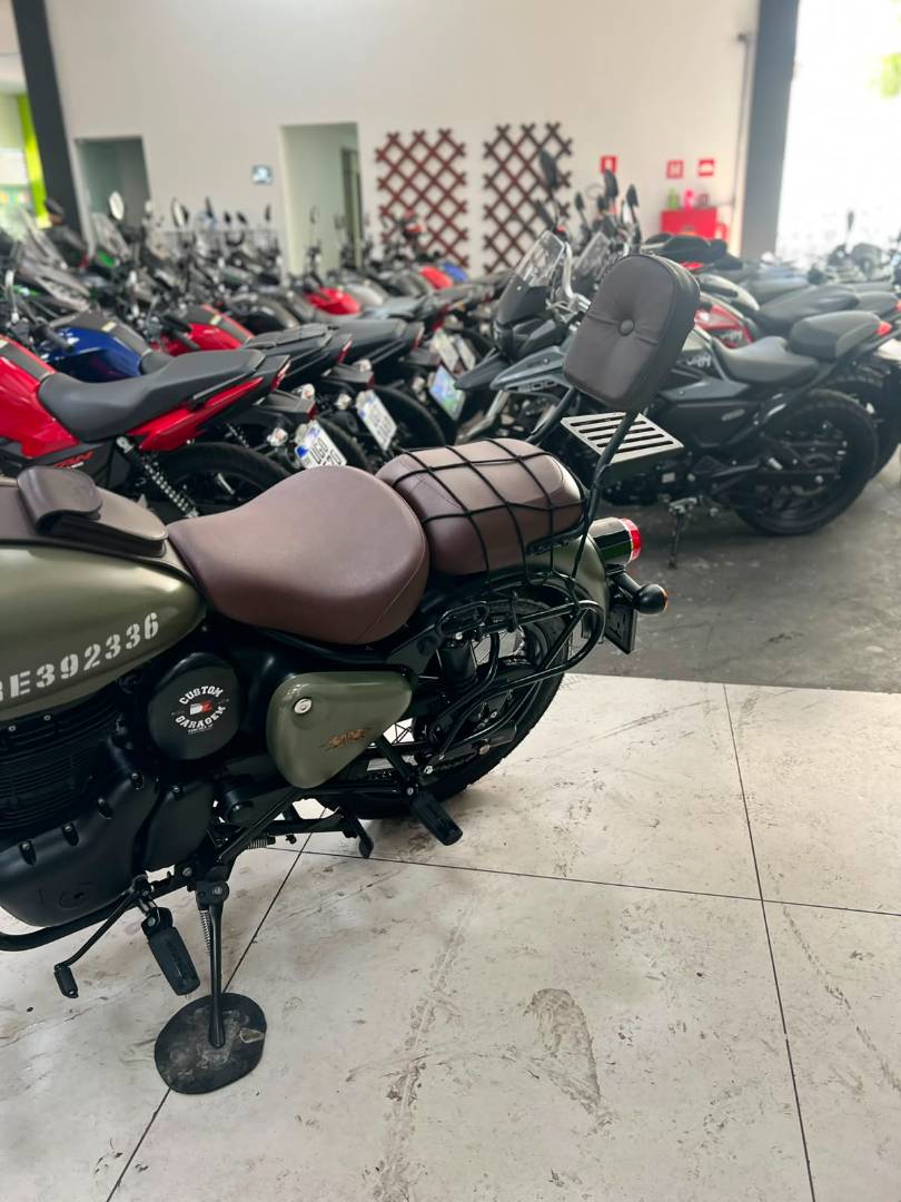 ROYAL ENFIELD CLASSIC 500