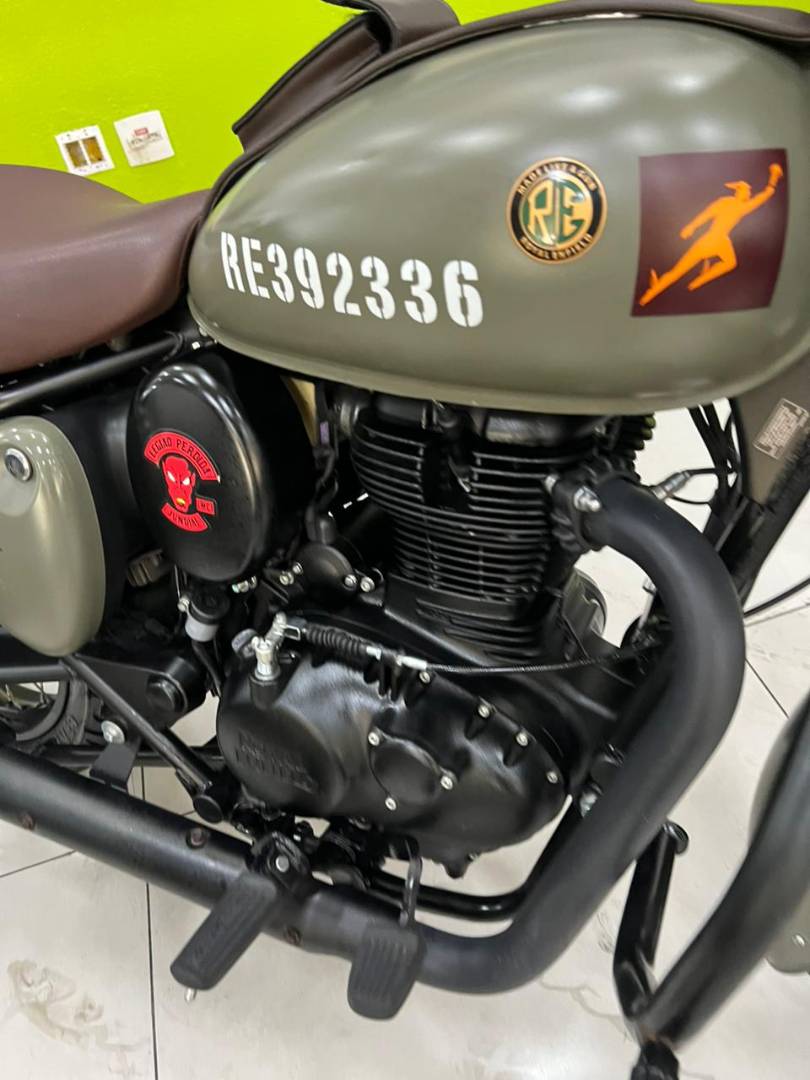 ROYAL ENFIELD CLASSIC 500