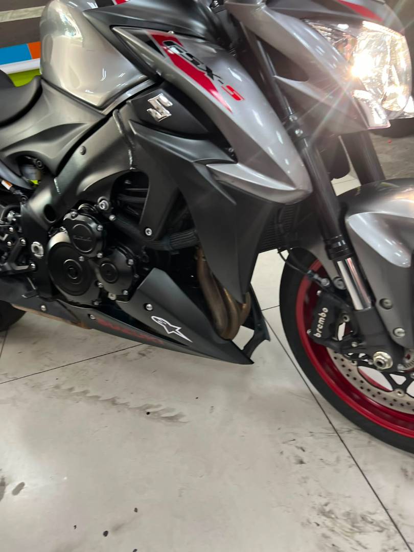 SUZUKI GSX S1000 ABS