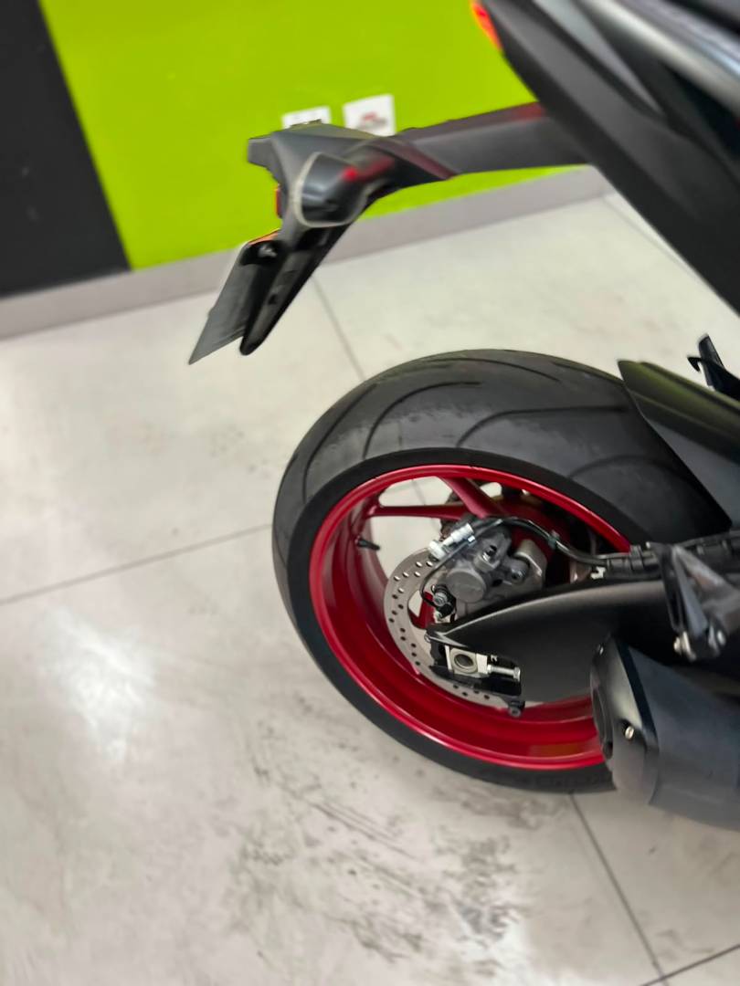 SUZUKI GSX S1000 ABS