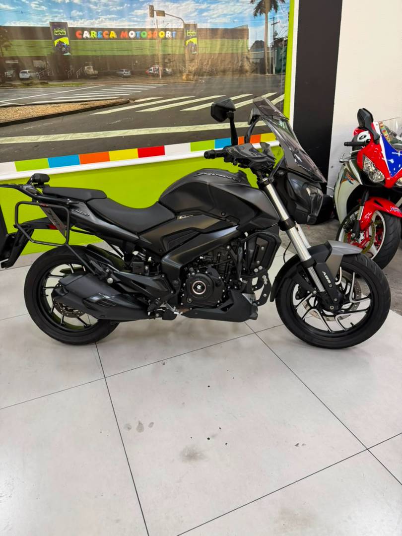 BAJAJ DOMINAR 400