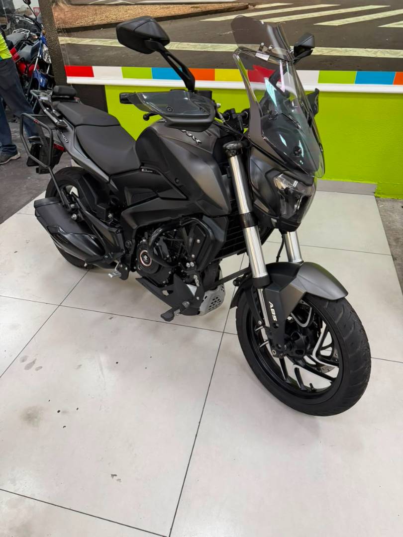 BAJAJ DOMINAR 400