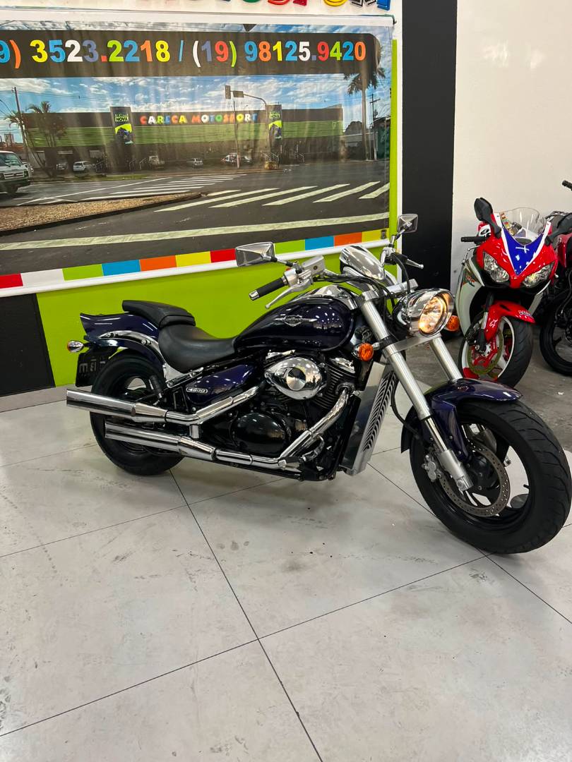 SUZUKI BOULEVARD M800