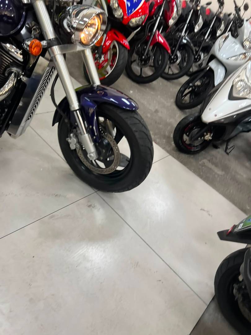 SUZUKI BOULEVARD M800