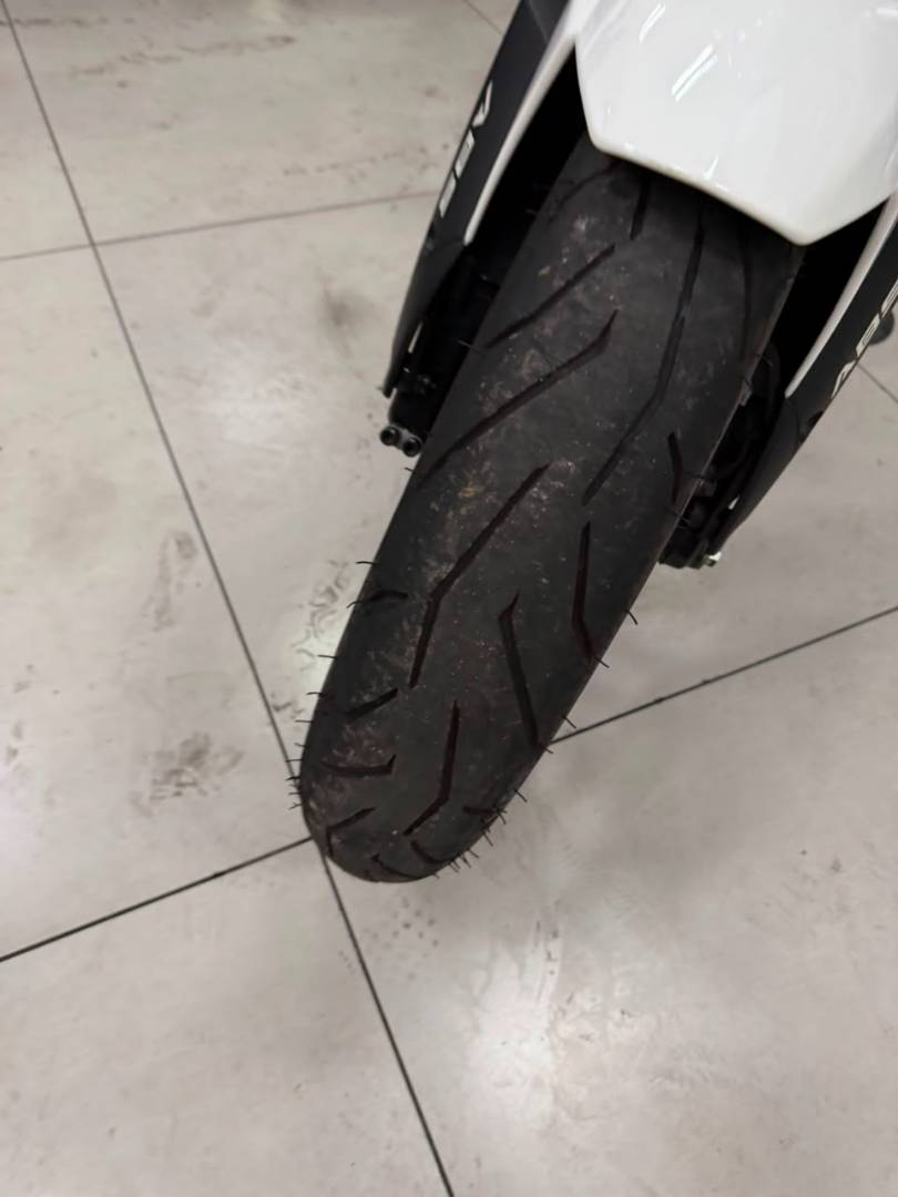BAJAJ DOMINAR 400