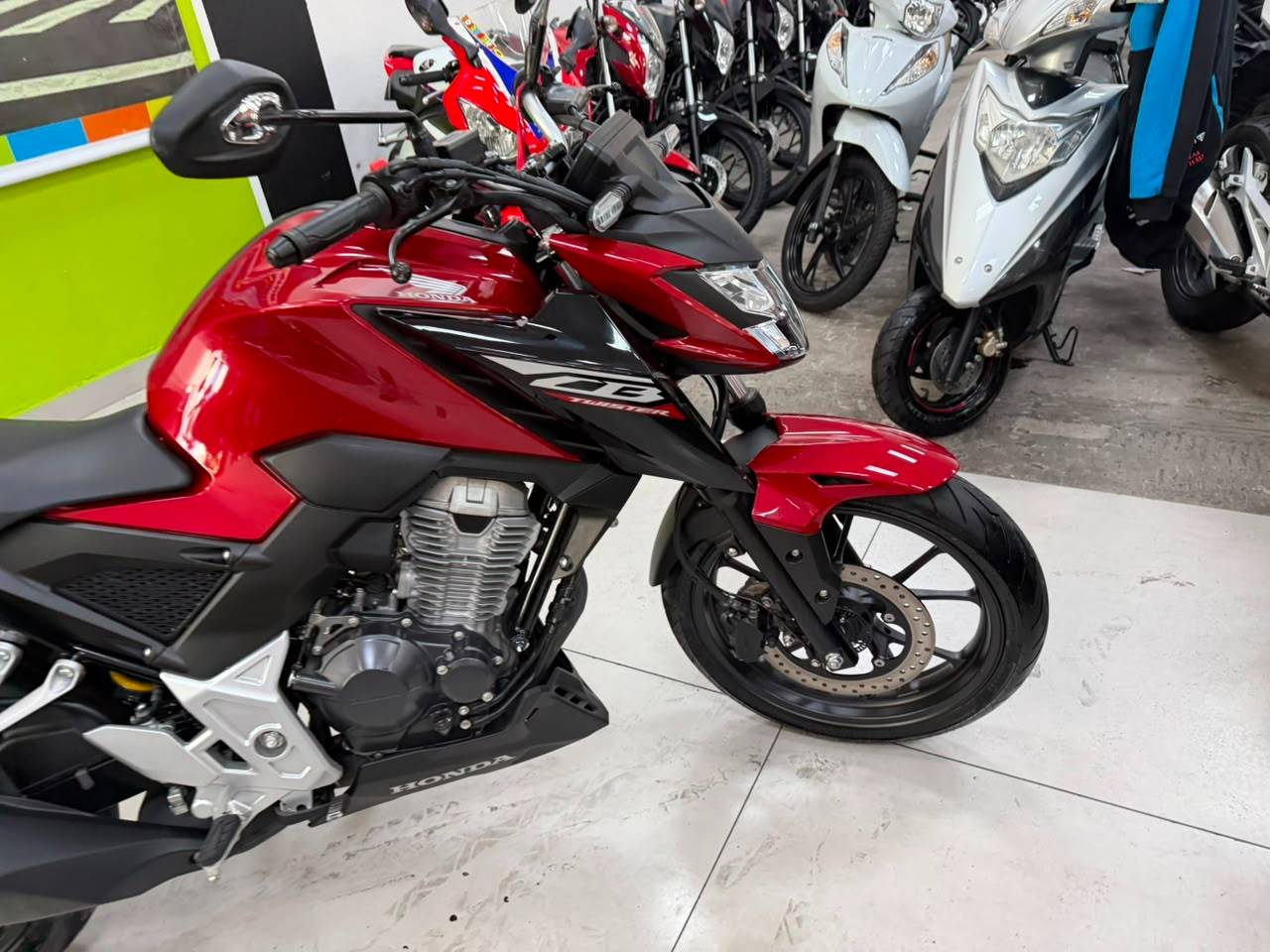HONDA CB 300F TWISTER ABS