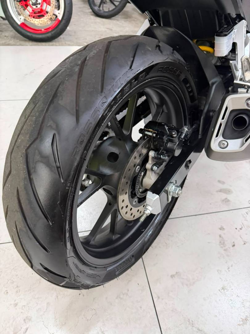 HONDA CB 300F TWISTER ABS