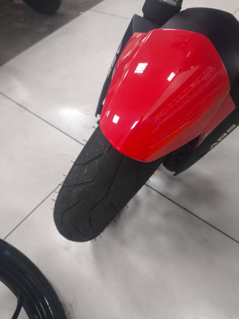 BAJAJ DOMINAR 400