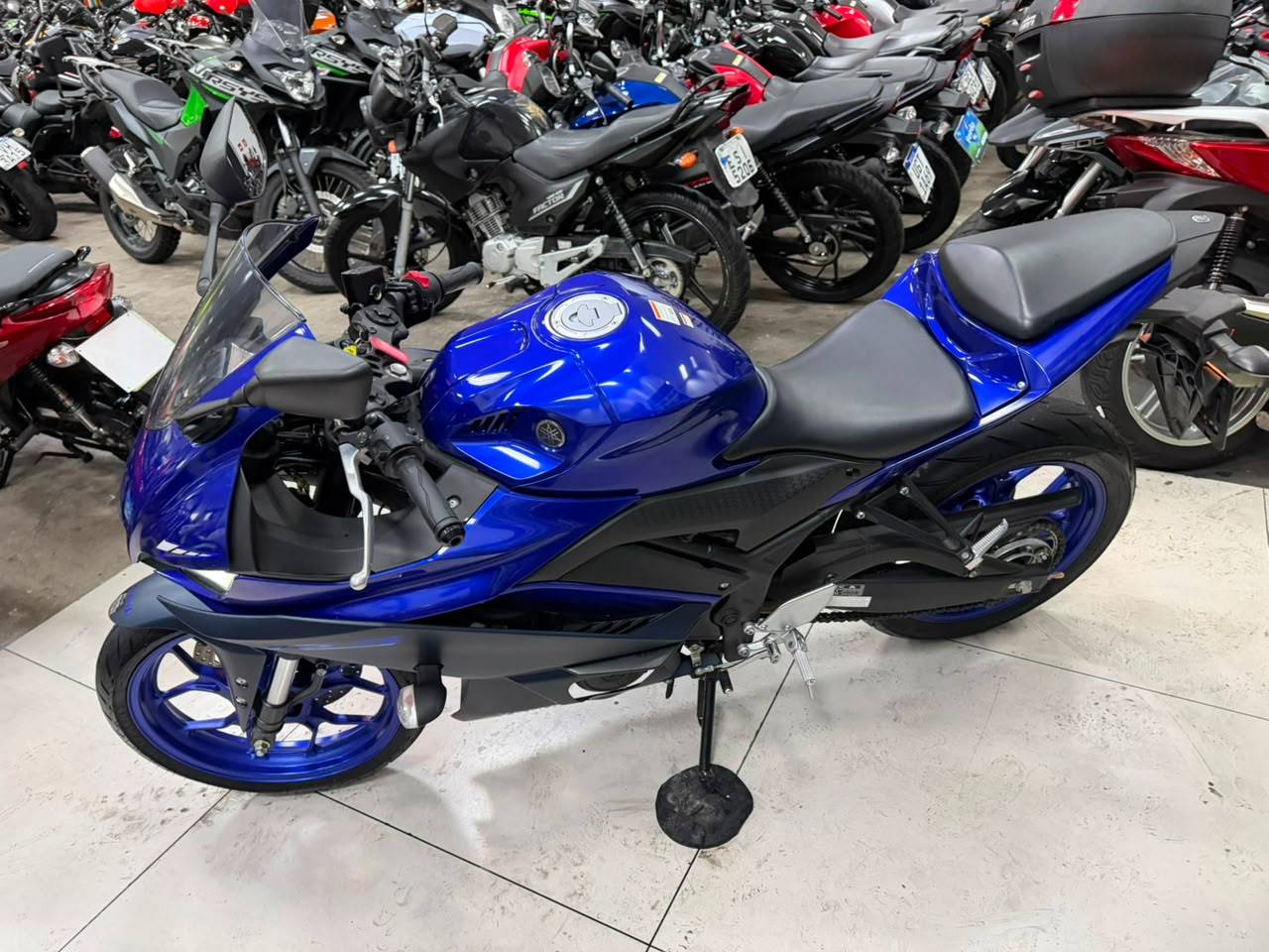 YAMAHA YZF R3 ABS