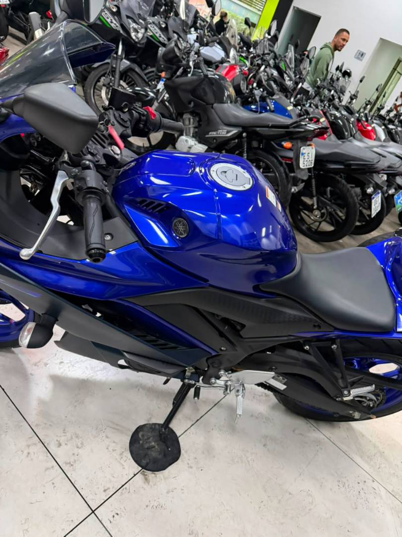 YAMAHA YZF R3 ABS