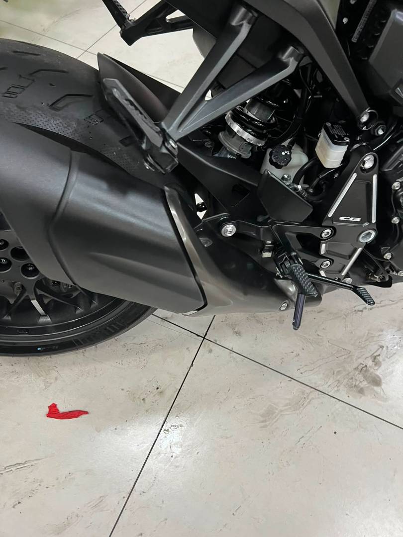 HONDA CB 1000R