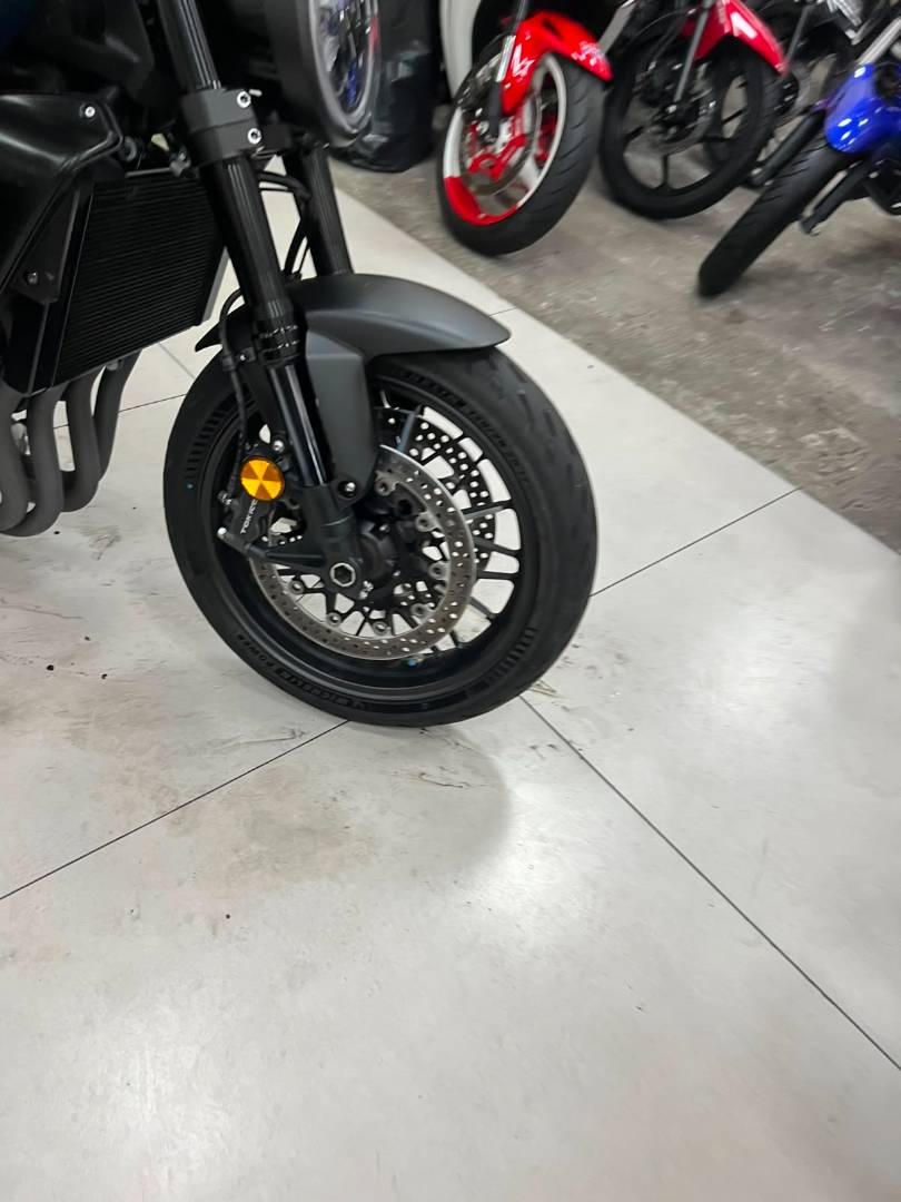HONDA CB 1000R