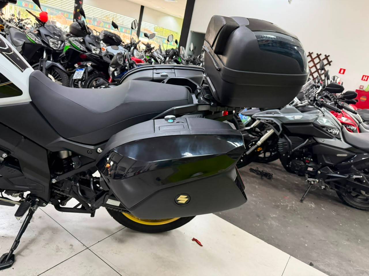 SUZUKI SUZUKI DL 650 XT V-STROM
