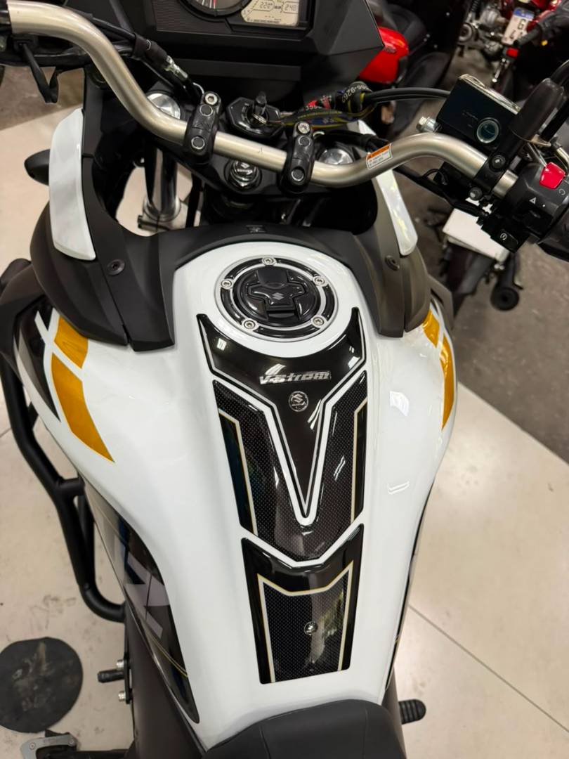 SUZUKI SUZUKI DL 650 XT V-STROM