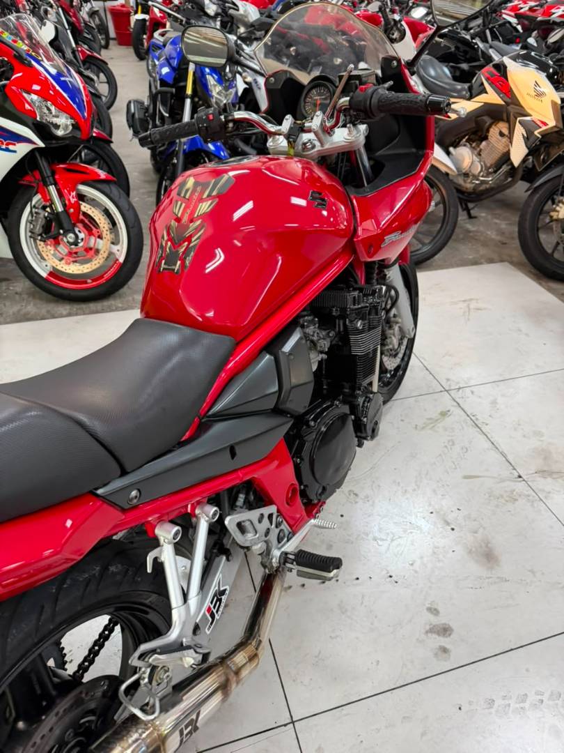 SUZUKI BANDIT 650S