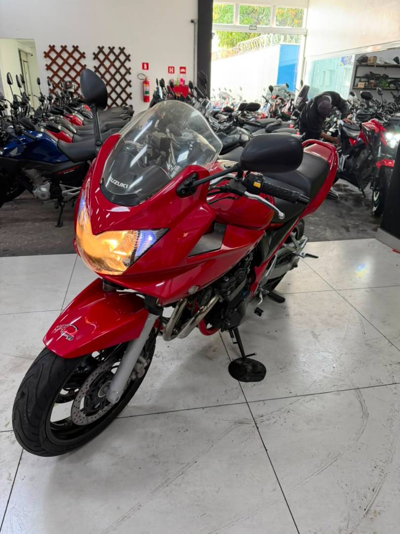 SUZUKI BANDIT 650S