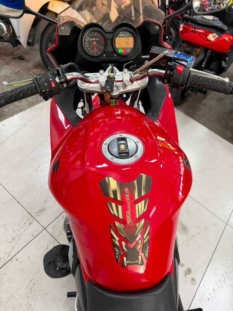 SUZUKI BANDIT 650S