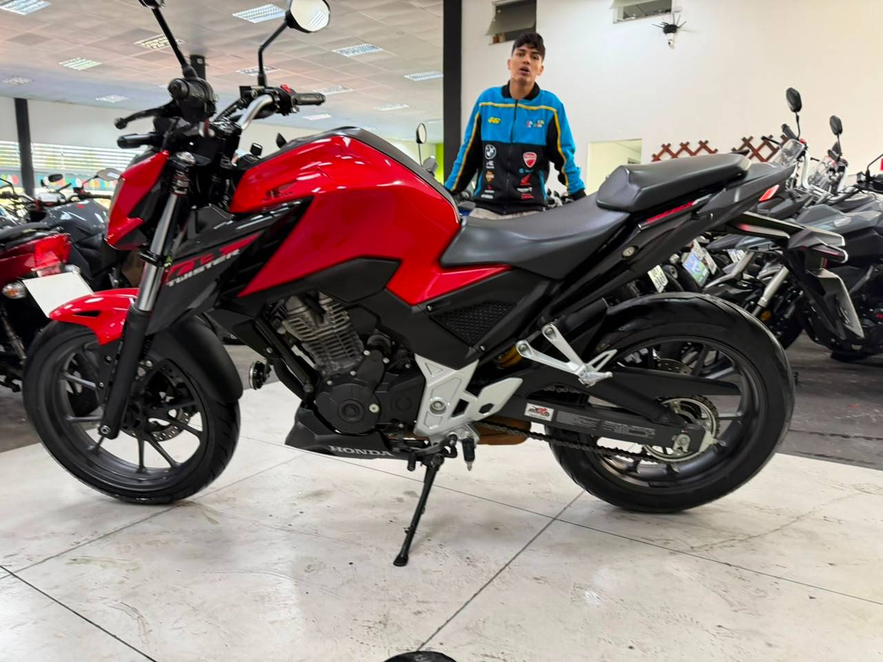 HONDA CB 300F TWISTER ABS