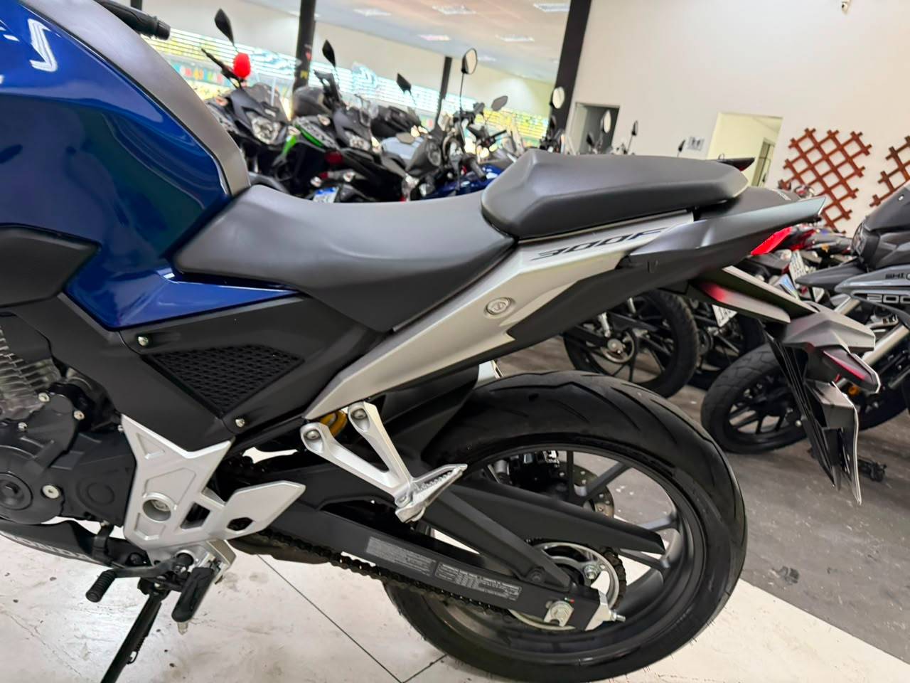 HONDA CB 300F TWISTER ABS