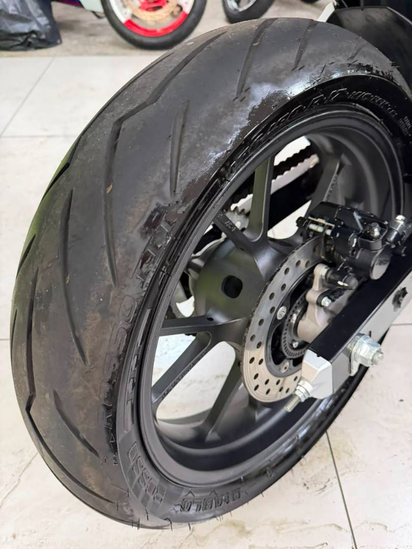 HONDA CB 300F TWISTER ABS