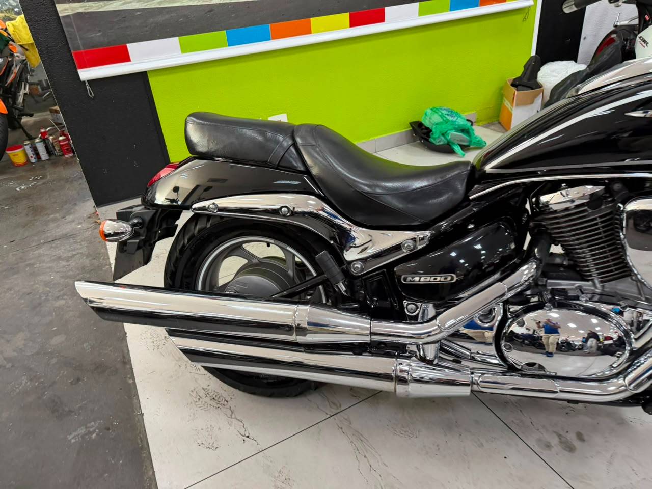 SUZUKI BOULEVARD M800