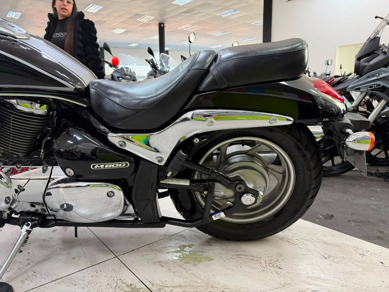 SUZUKI BOULEVARD M800