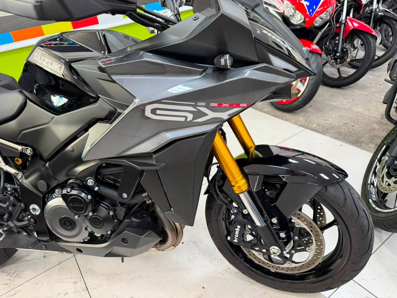 SUZUKI GSX S1000 ABS