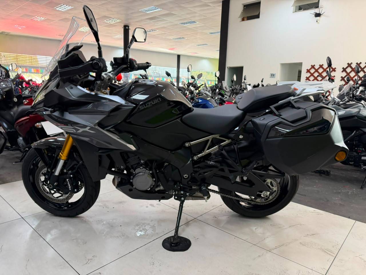 SUZUKI GSX S1000 ABS