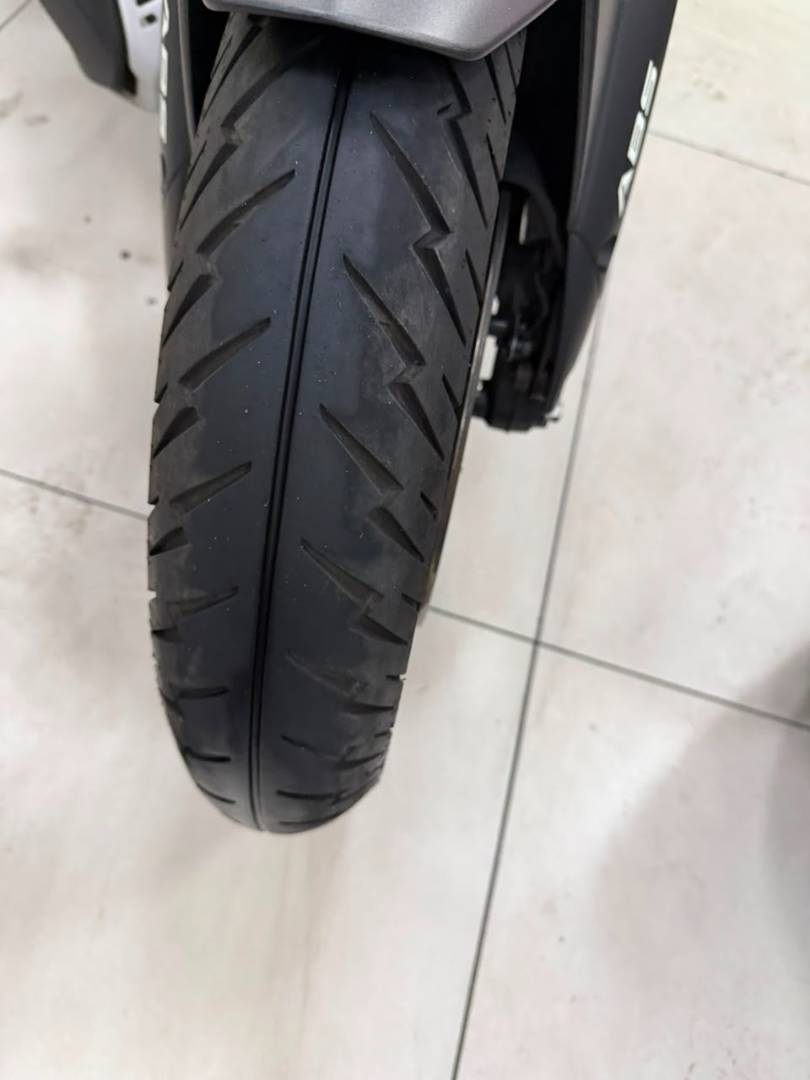 BAJAJ DOMINAR 400
