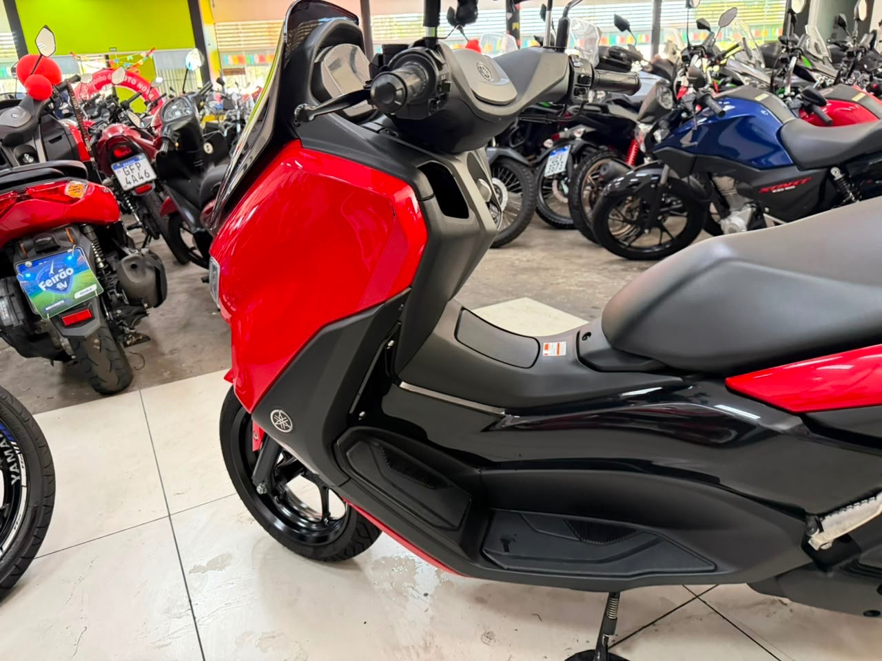 YAMAHA NMAX 160 ABS