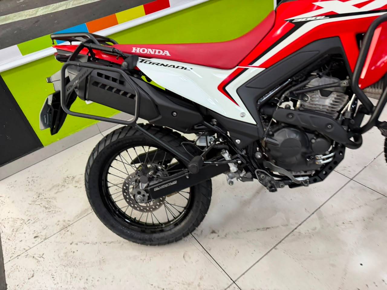 HONDA XR 300L TORNADO