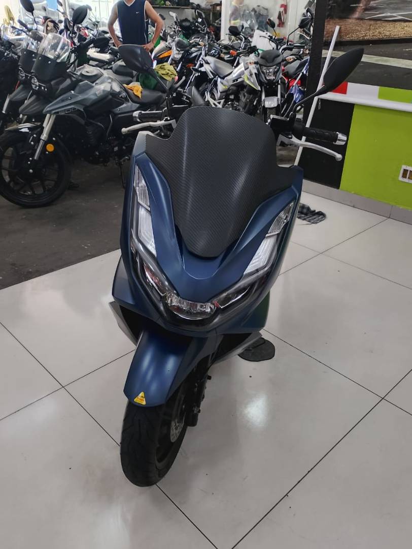 HONDA PCX 160 DLX