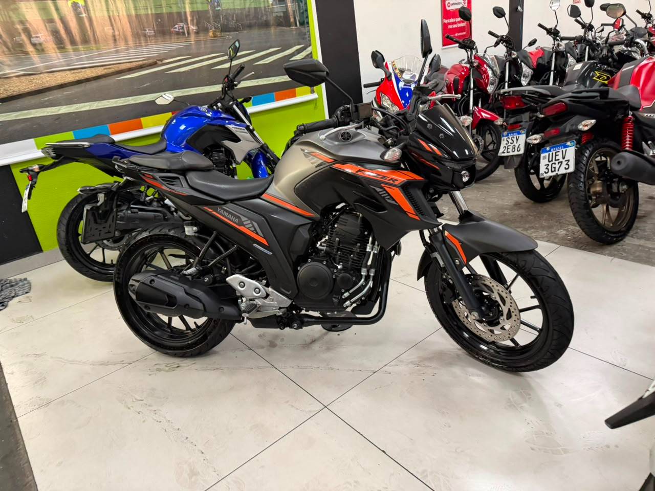 YAMAHA FZ25 FAZER ABS