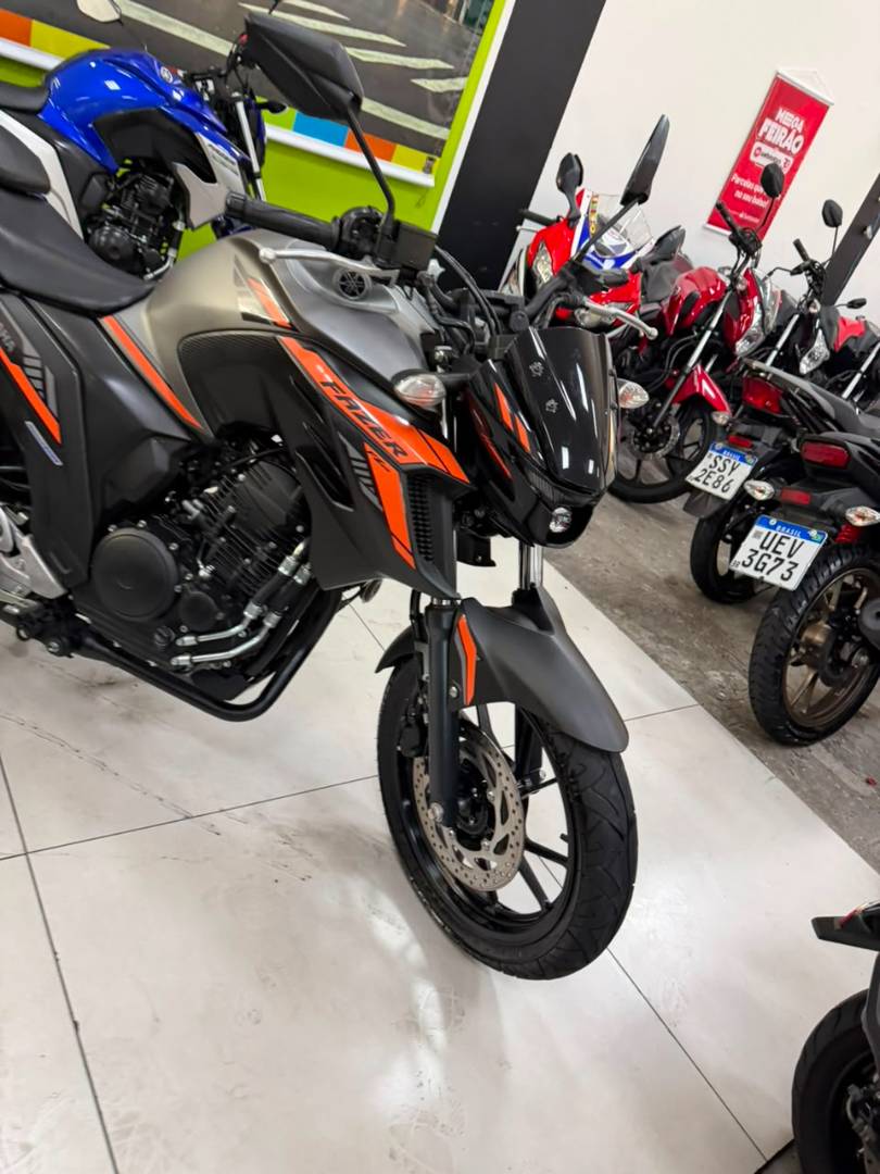 YAMAHA FZ25 FAZER ABS