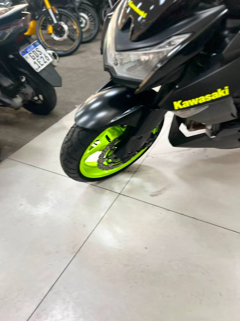 KAWASAKI Z1000